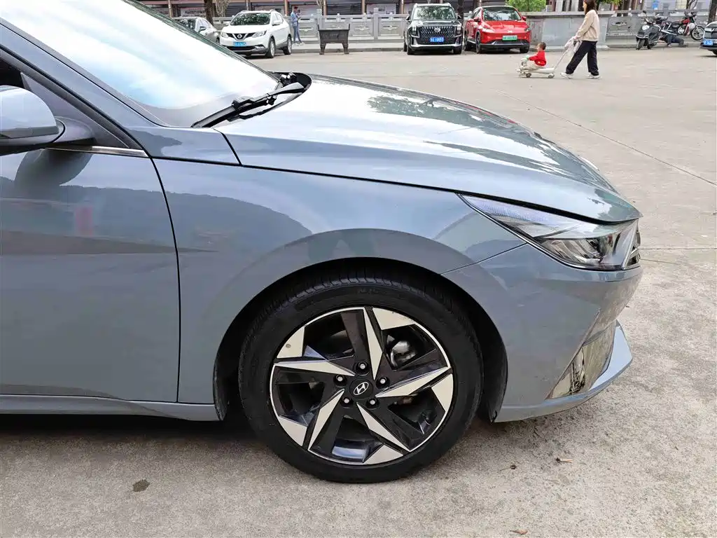 Elantra 2021 1.5L CVT LUX Premium Edition купить на сайте DeffCars