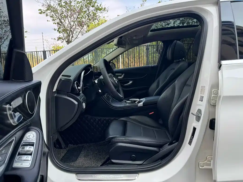 Mercedes-Benz C-Class 2016 C 200 L Sports купить на сайте DeffCars