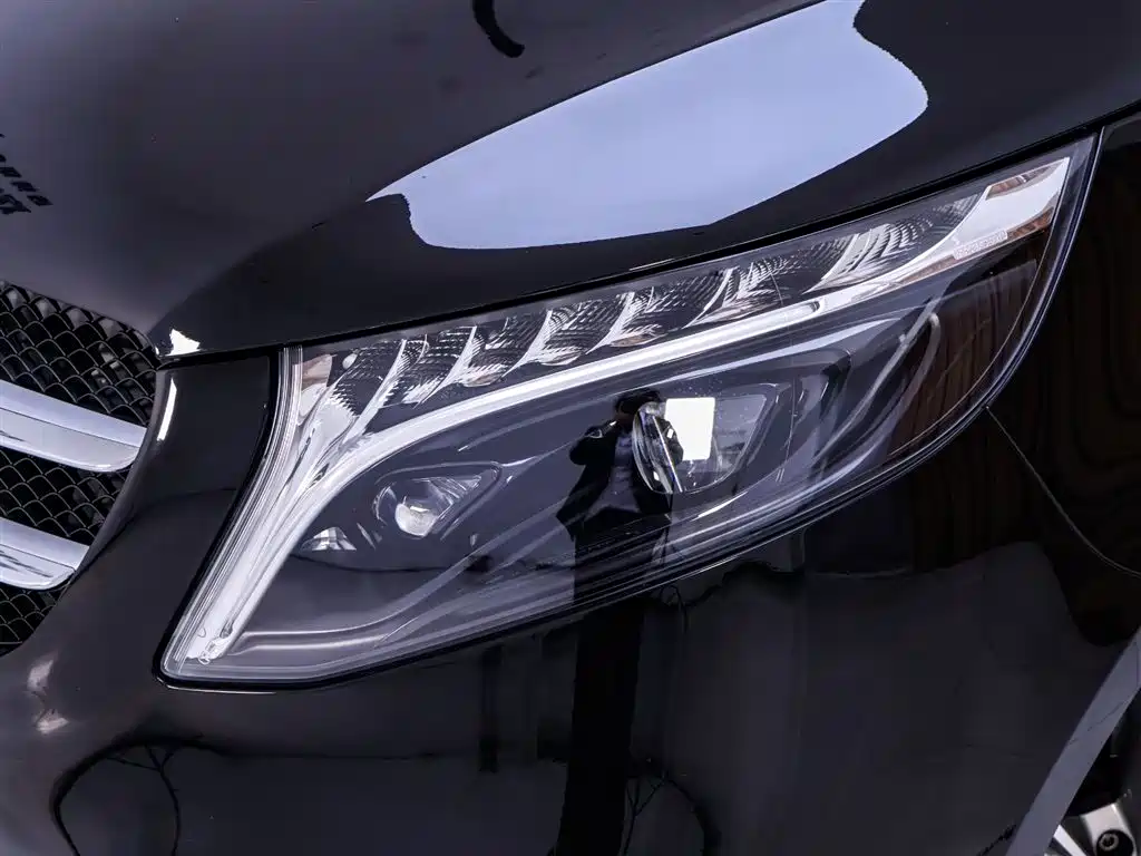 Mercedes-Benz V-Class 2022 V 260 Pilot Edition купить на сайте DeffCars