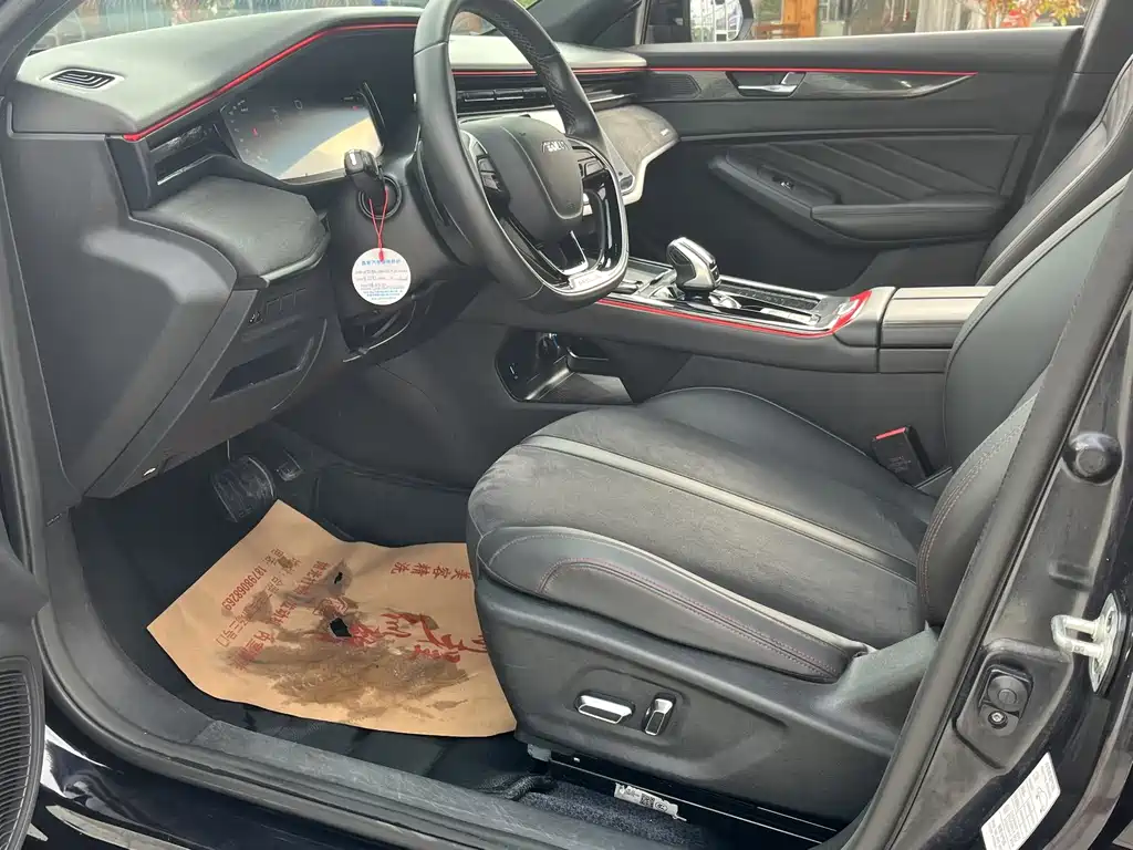 Yixuan MAX 2021 1.5T Dark Night Edge Edition купить на сайте DeffCars