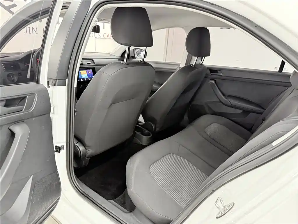 Santana 2019 1.5L automatic fashion version National VI купить на сайте DeffCars
