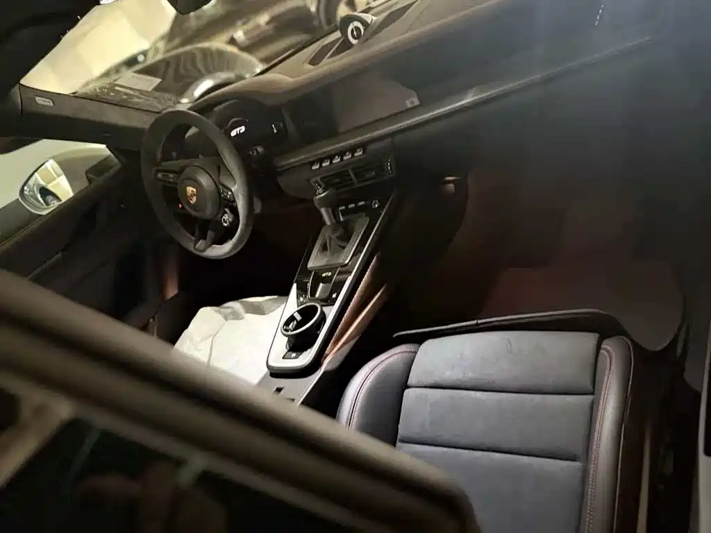Porsche 911 2025 GT3 4.0L купить на сайте DeffCars