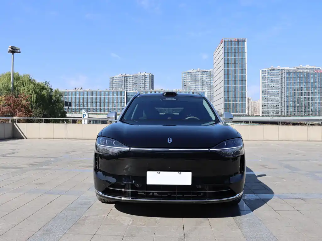 Wenjie M9 2025 extended range Ultra version 52kWh 5-seat version 192-line lidar) купить на сайте DeffCars