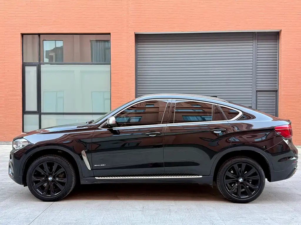 BMW X6 2018 xDrive35i leading model купить на сайте DeffCars