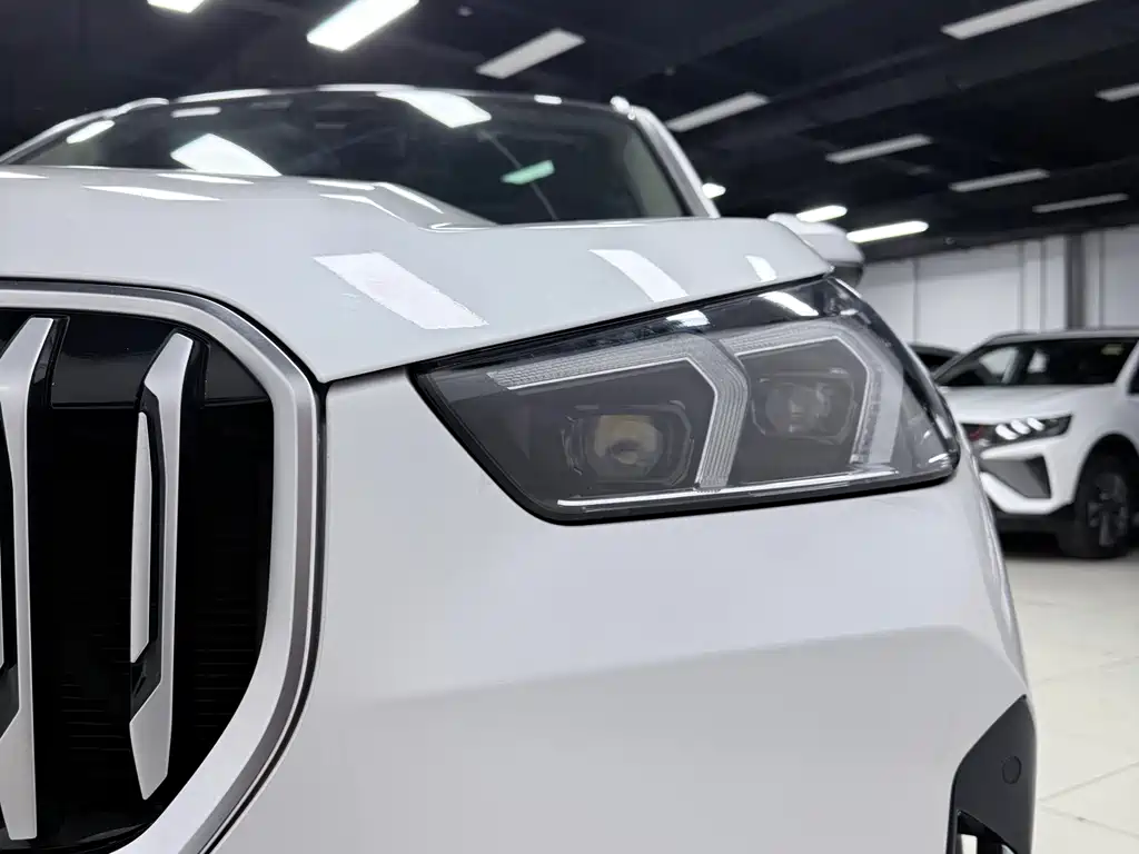 BMW X1 2023 sDrive20Li X Design Package купить на сайте DeffCars
