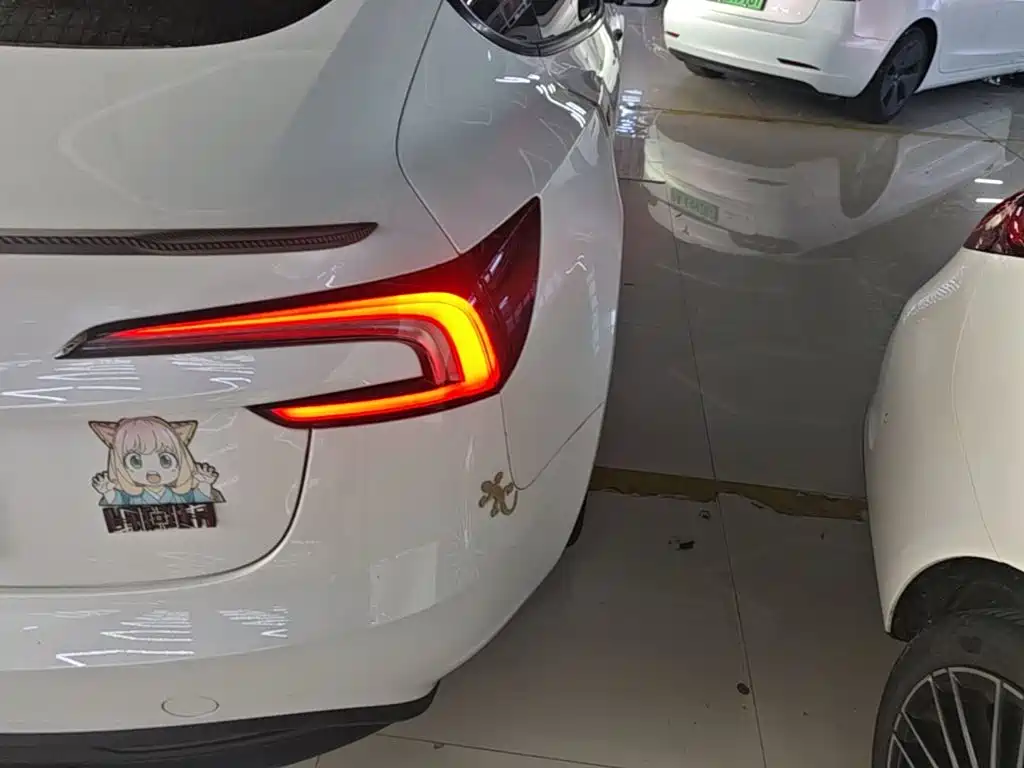 Model 3 2025 rear-wheel drive version купить на сайте DeffCars