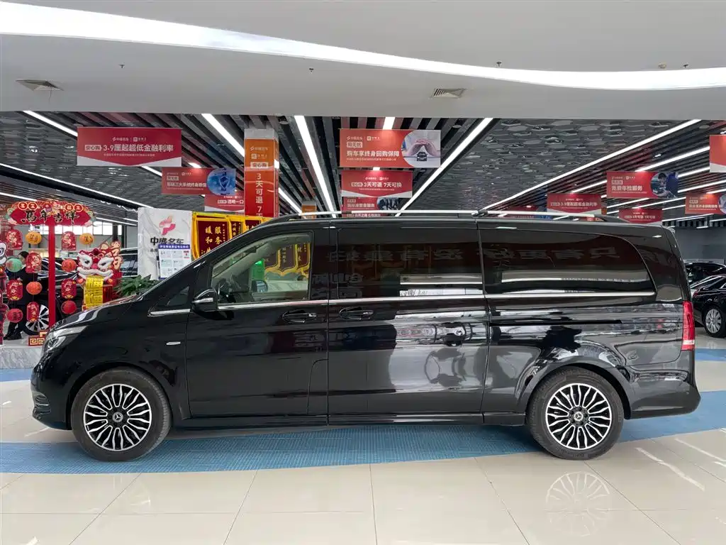 Mercedes-Benz V-Class 2018 V 260 L Premium Extended Edition National VI купить на сайте DeffCars