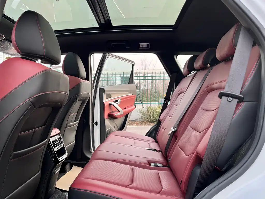 Jietu X70 PLUS 2025 1.5T CVT flagship PRO 5-seater купить на сайте DeffCars