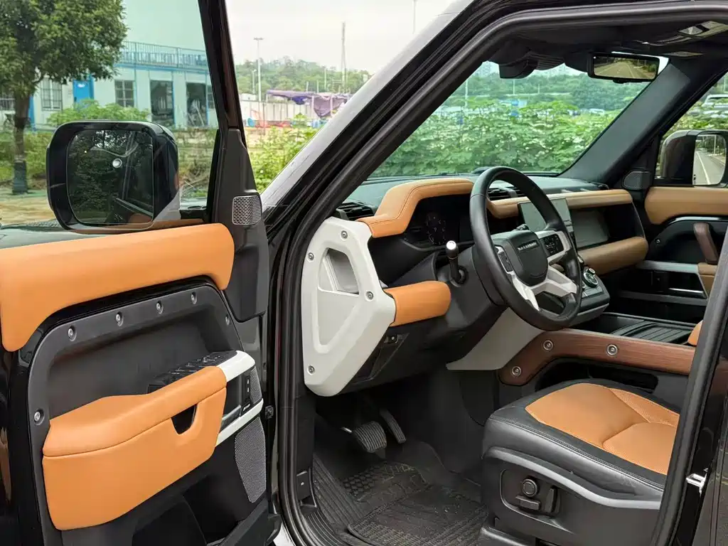 Land Rover Defender 2024 110 3.0T P400 Dark Special Edition купить на сайте DeffCars