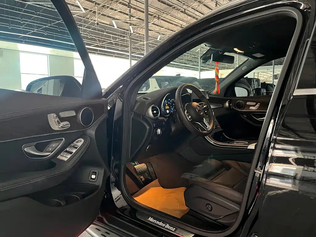 Mercedes-Benz GLC 2022 facelift GLC 300 L 4MATIC Dynamic Edition купить на сайте DeffCars
