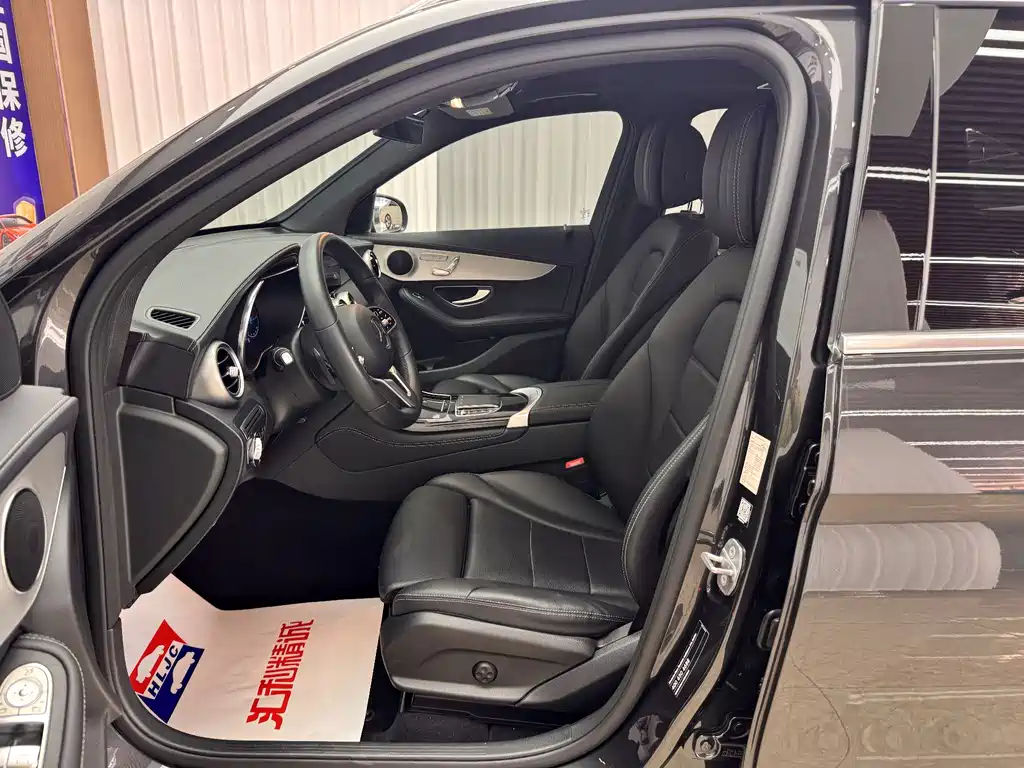 Mercedes-Benz GLC 2020 facelift GLC 260 L 4MATIC dynamic купить на сайте DeffCars