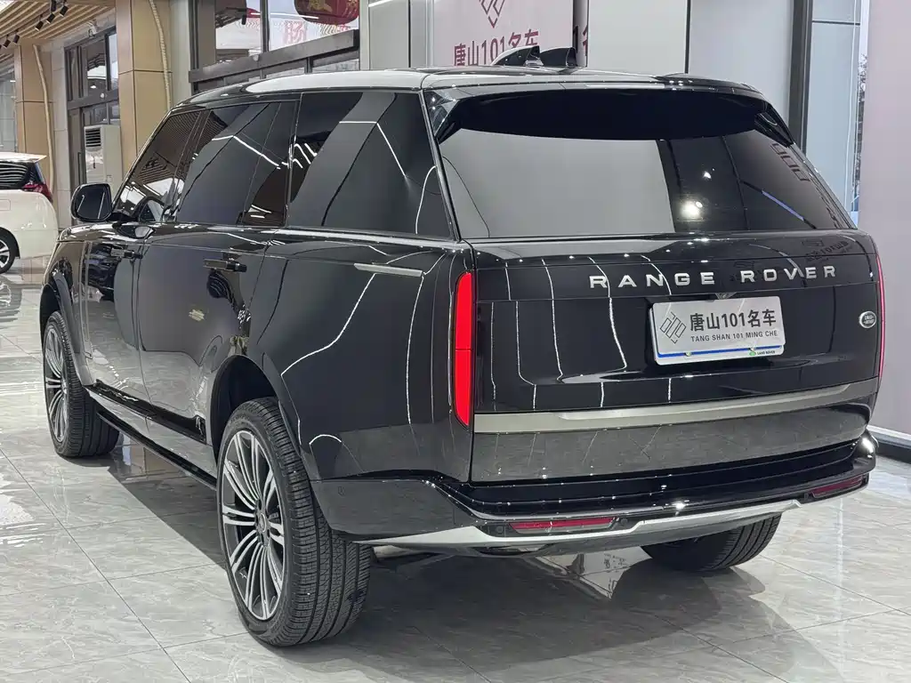 Range Rover 2025 3.0 L6 400PS Extended Edition купить на сайте DeffCars