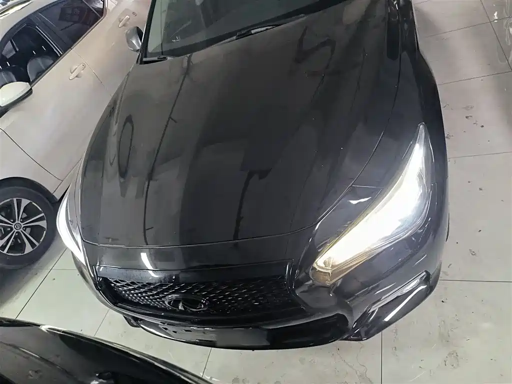 Infiniti Q50L 2016 2.0T Comfort Edition купить на сайте DeffCars