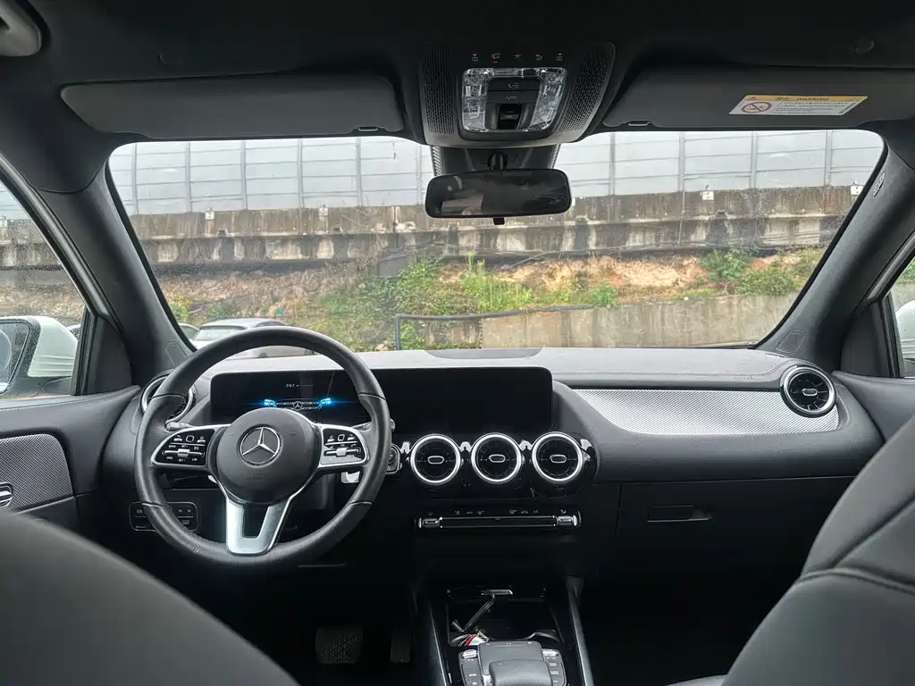Mercedes-Benz GLA 2023 GLA 200 купить на сайте DeffCars