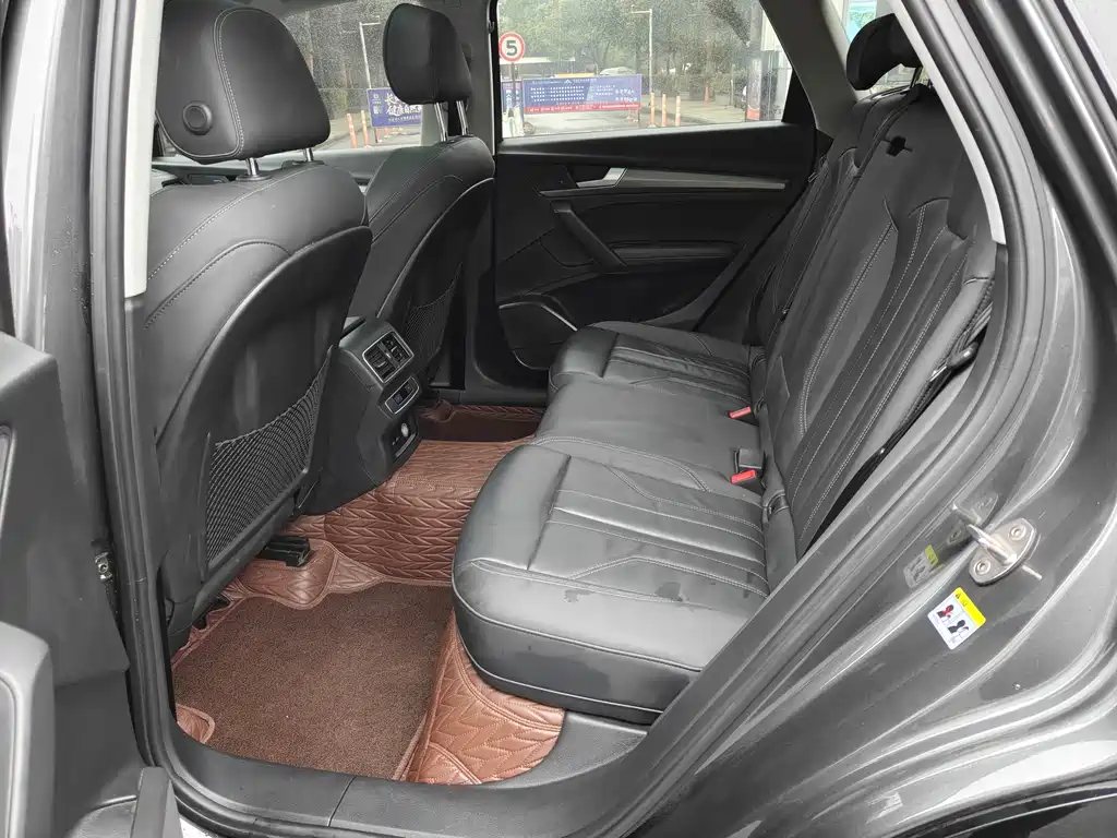 Audi Q5L 2022 40T luxury and dynamic model купить на сайте DeffCars