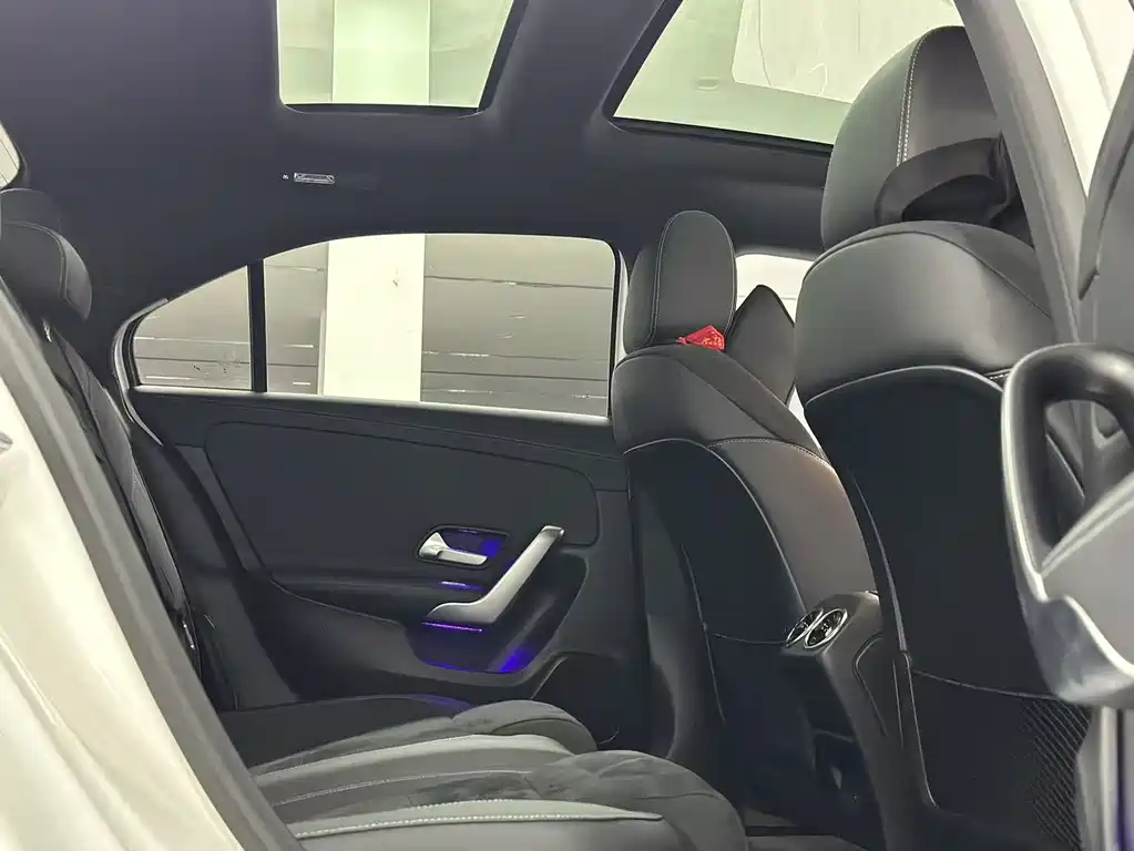 Mercedes-Benz A-Class 2021 A 200 L Sports Sedan Fashionable купить на сайте DeffCars