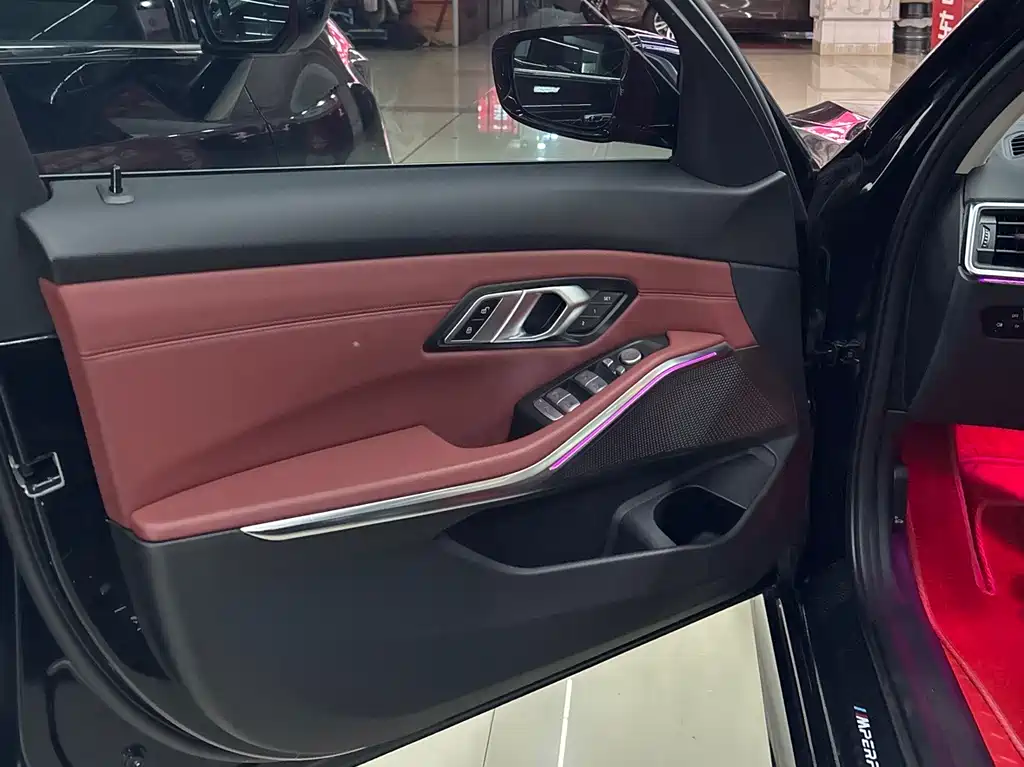 BMW 3 Series 2023 320Li M Sports Package купить на сайте DeffCars