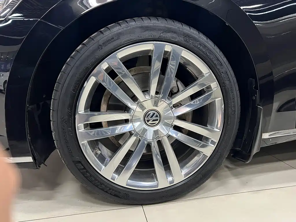 Huiang 2019 380TSI 2WD Business Edition National V купить на сайте DeffCars