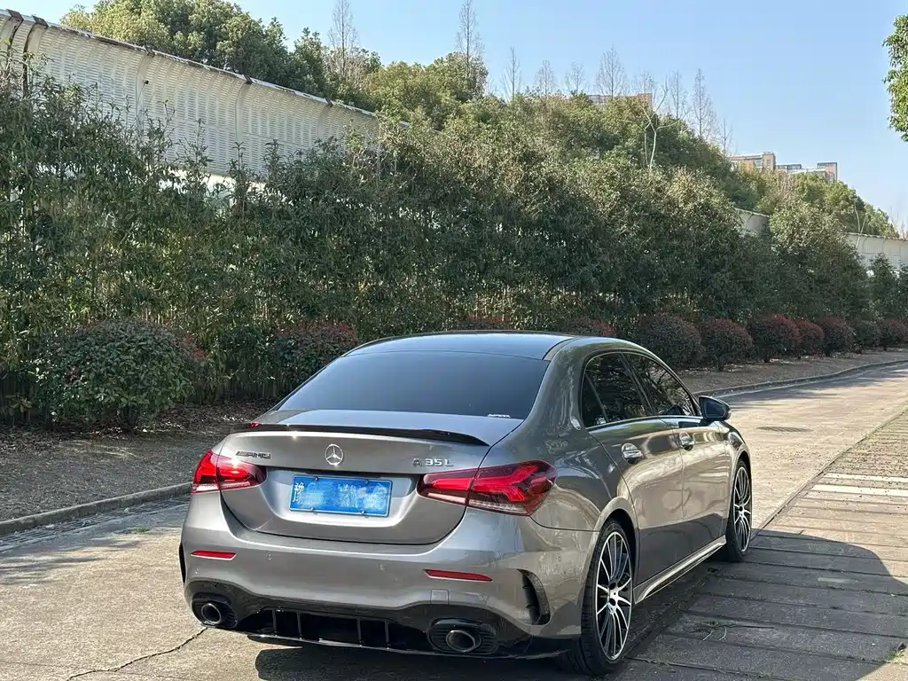 Mercedes-Benz A-Class AMG 2023 AMG A 35 L 4MATIC купить на сайте DeffCars