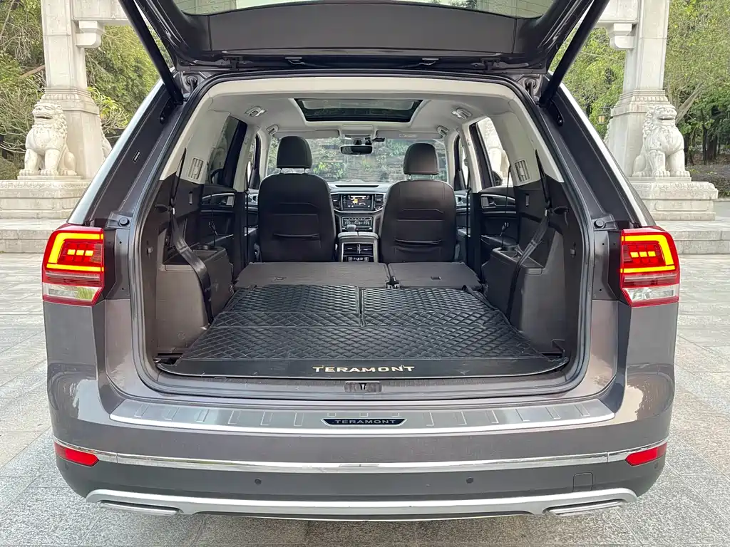 Touron 2020 530 V6 four-wheel drive luxury version National VI купить на сайте DeffCars
