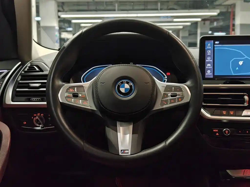 BMW iX3 2024 leading model купить на сайте DeffCars