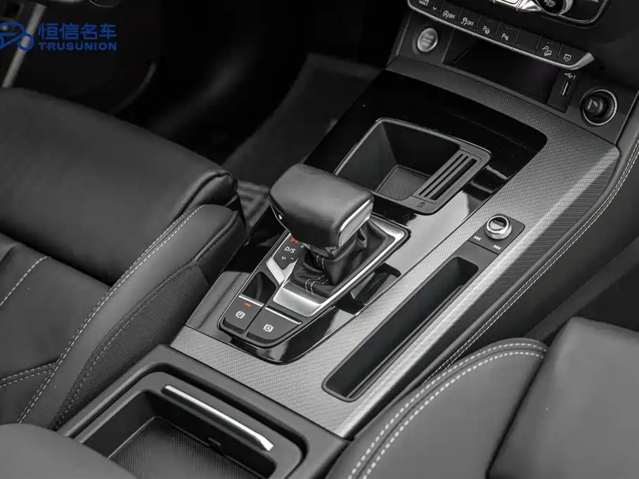 Audi Q5L 2022 40T luxury and dynamic model купить на сайте DeffCars