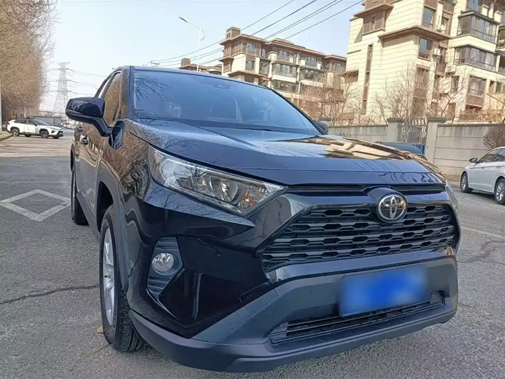RAV4 Rongfang 2022 2.0L CVT two-wheel drive urban version купить на сайте DeffCars