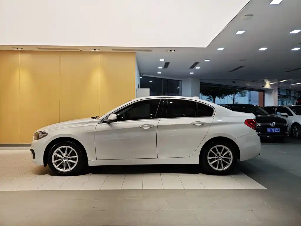 BMW 1 Series 2018 118i Fashion Model купить на сайте DeffCars