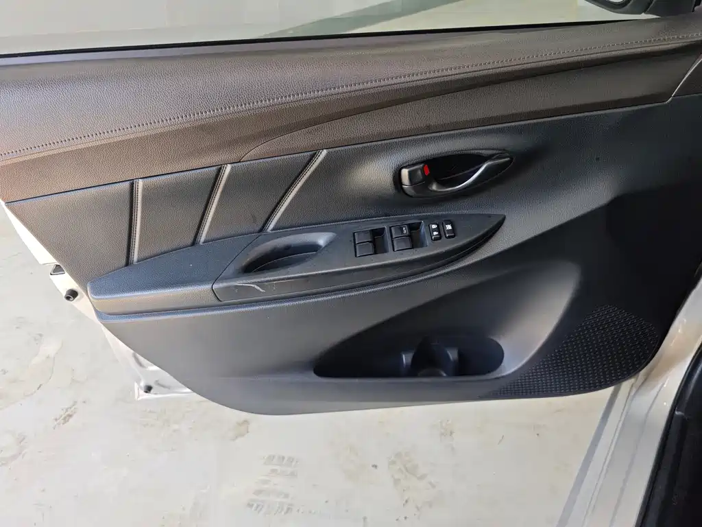 Vios 2014 1.3L Manual Value Edition купить на сайте DeffCars