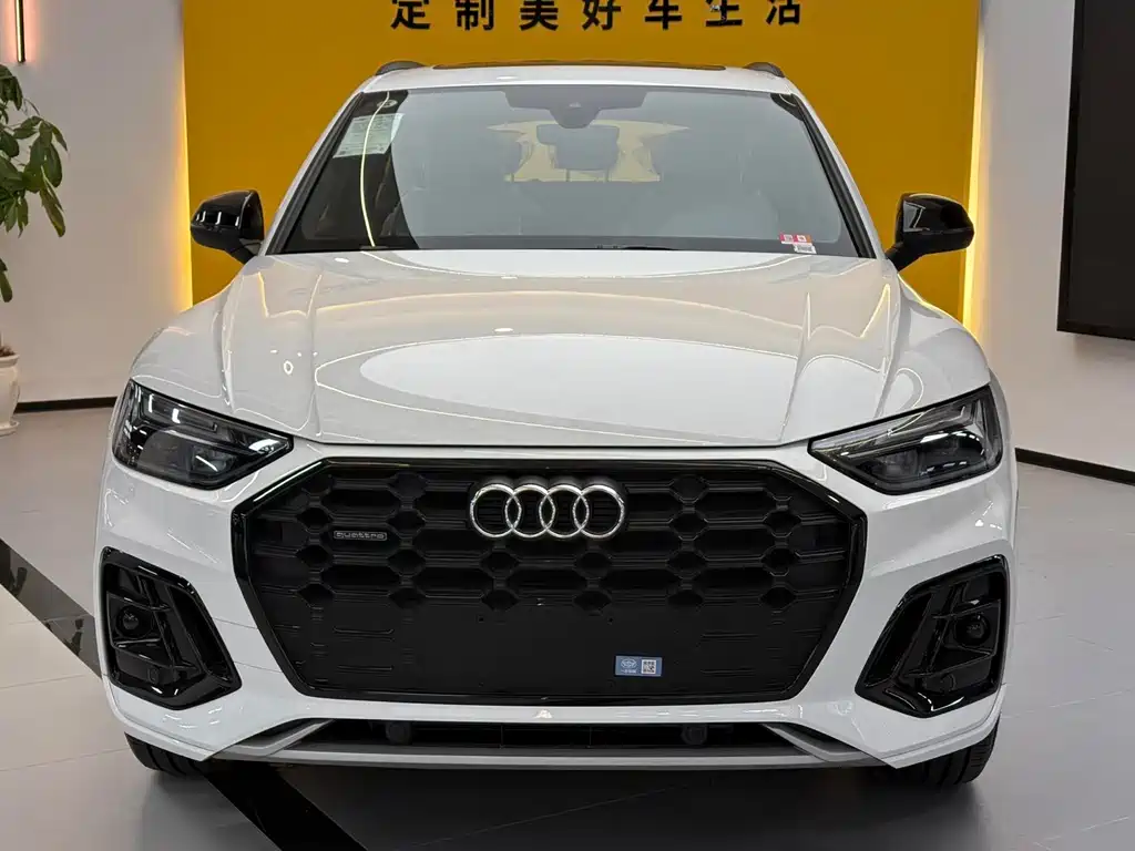 Audi Q5L 2024 40 TFSI luxury and dynamic model купить на сайте DeffCars