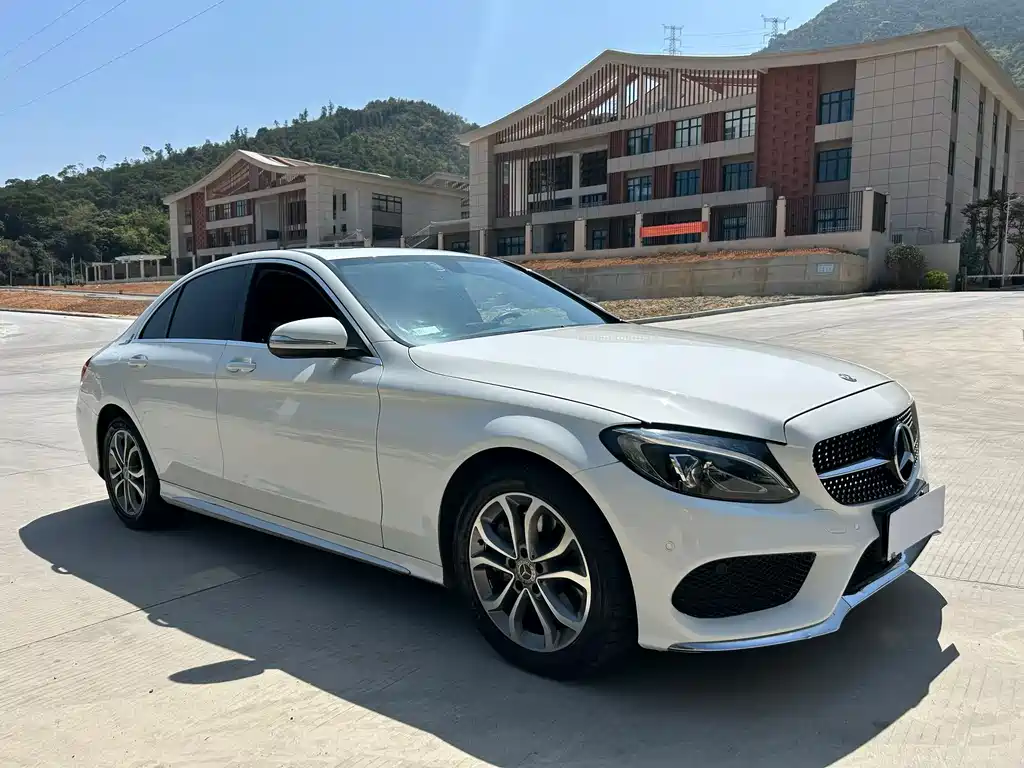 Mercedes-Benz C-Class 2018 C 180 L Fashionable Sports Edition купить на сайте DeffCars