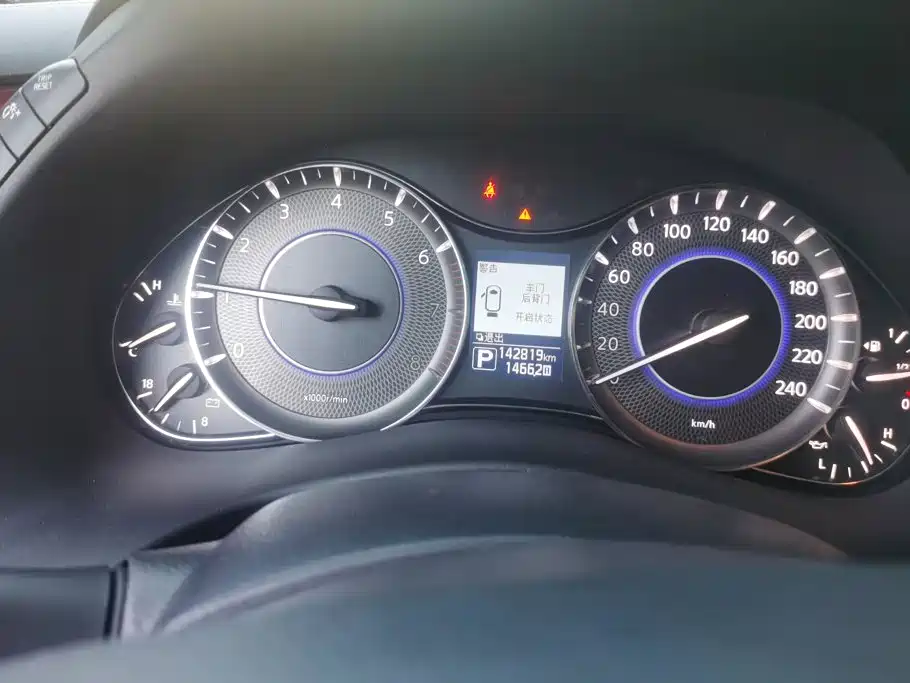 Infiniti QX80 2016 5.6L 4WD купить на сайте DeffCars