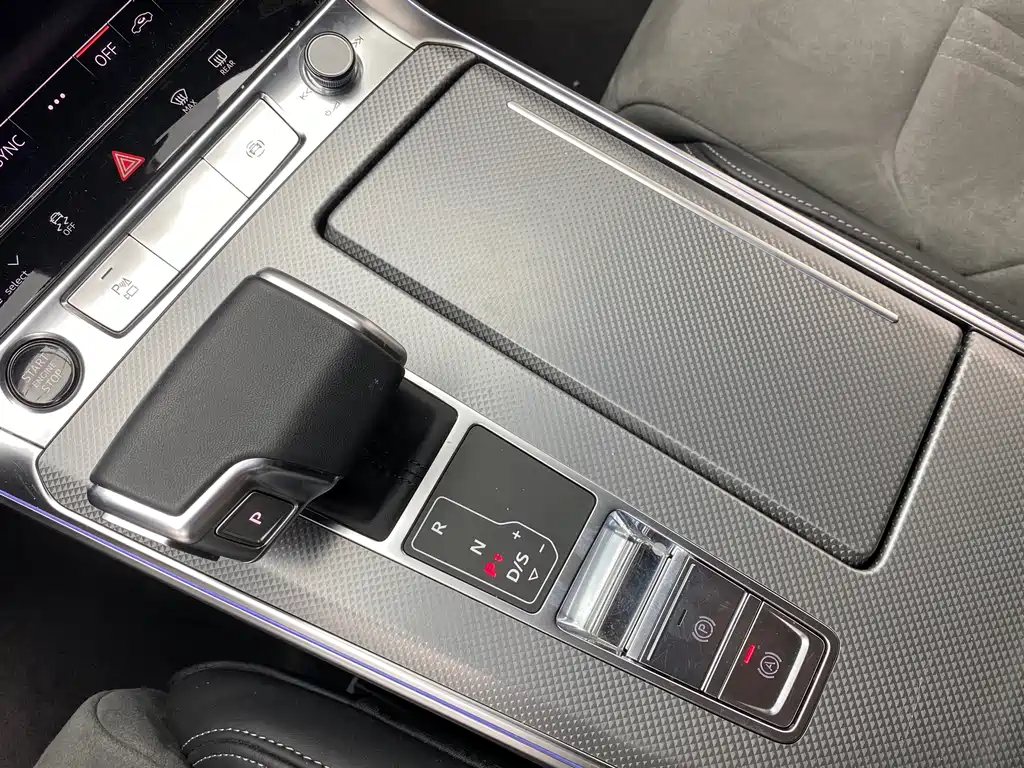 Audi A6L 2024 45 TFSI Premium Dynamic Model купить на сайте DeffCars