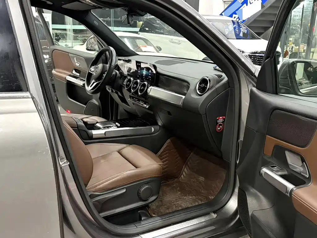 Mercedes-Benz GLB 2020 facelift GLB 200 dynamic купить на сайте DeffCars