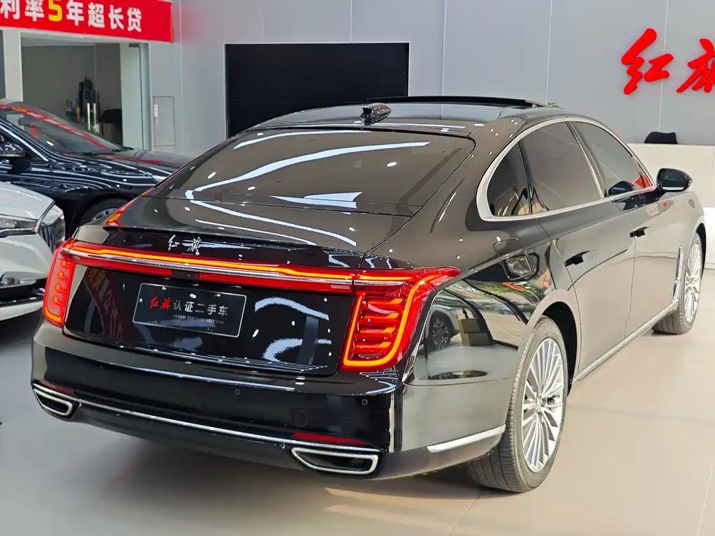 Hongqi H9 2022 2.0T Zhilian Flagship Edition купить на сайте DeffCars
