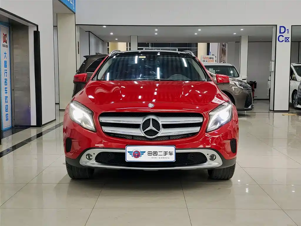 Mercedes-Benz GLA 2016 GLA 200 Fashion Model купить на сайте DeffCars