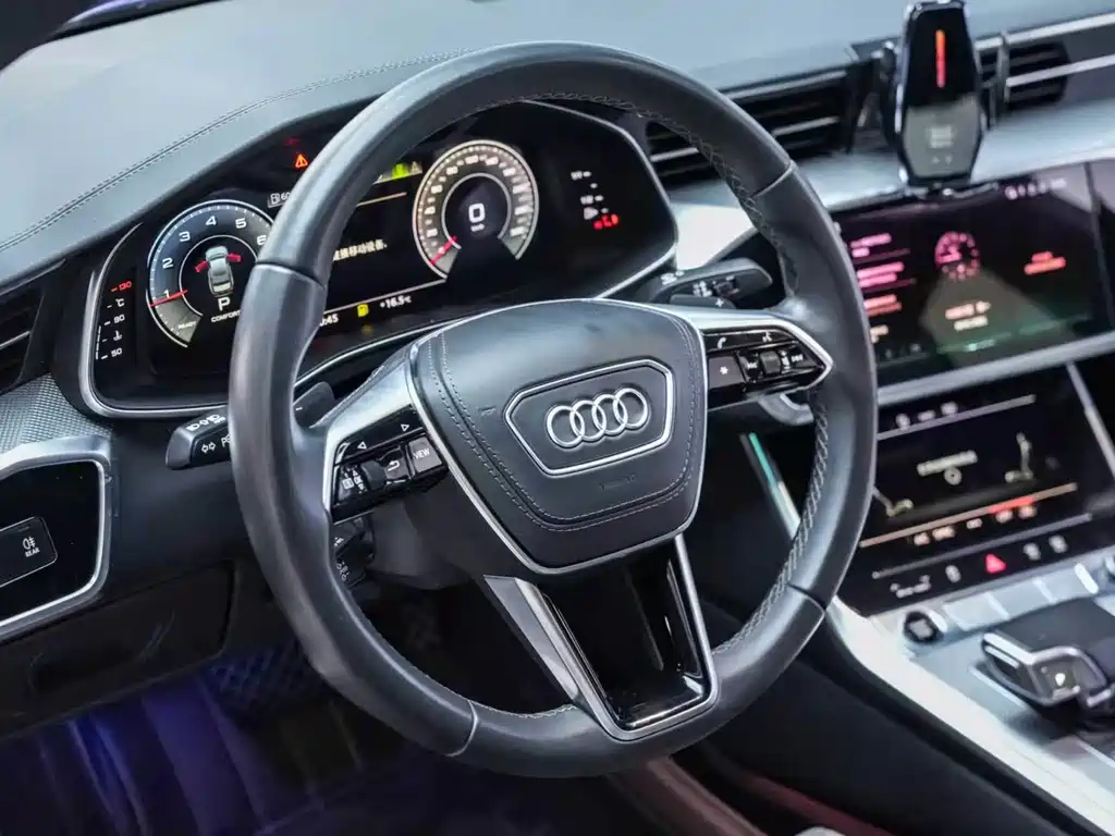 Audi A6L 2023 45 TFSI Premium Dynamic Model купить на сайте DeffCars
