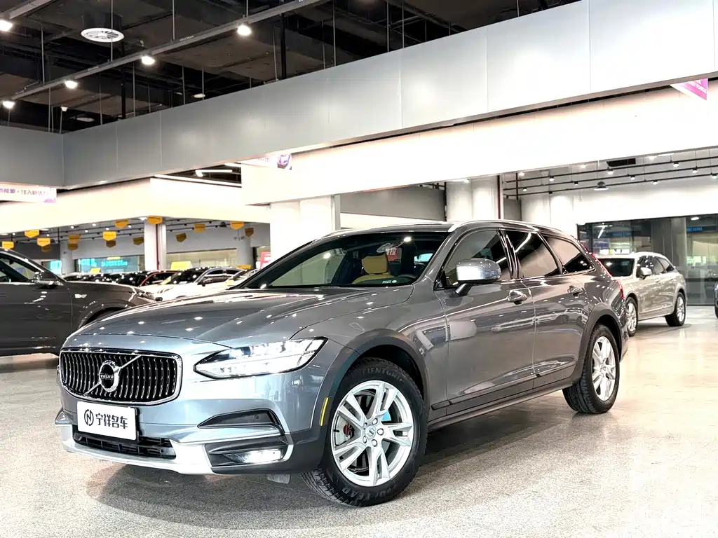 Volvo V90 2019 Cross Country T5 AWD Zhiyuan Edition National VI купить на сайте DeffCars