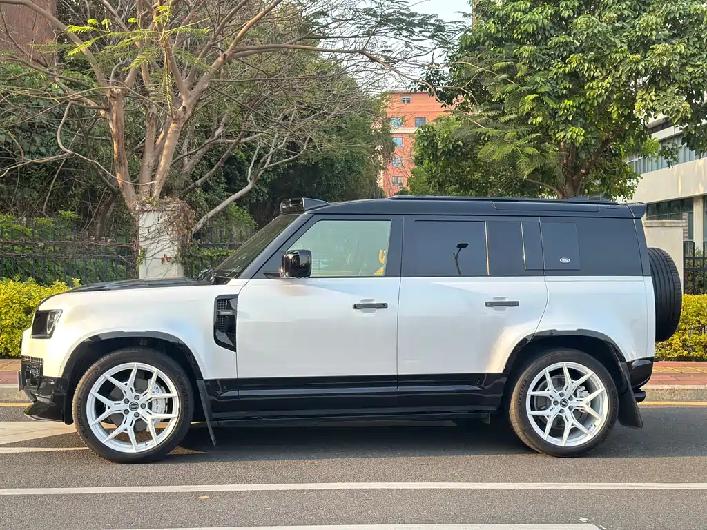 Land Rover Defender 2022 110 P400 X-DYNAMIC HSE купить на сайте DeffCars