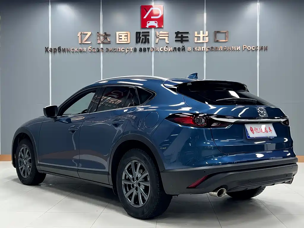 Mazda CX-4 2020 2.0L automatic two-wheel drive Blue Sky Premium Edition купить на сайте DeffCars