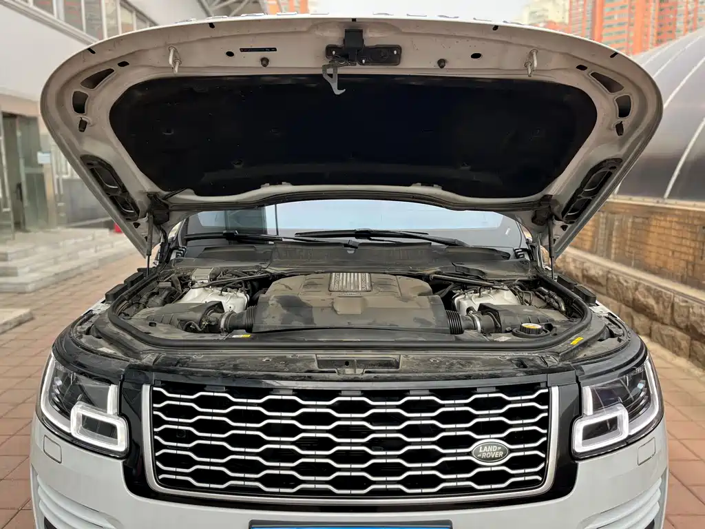 Range Rover 2019 3.0 SC V6 Legendary Extended Edition купить на сайте DeffCars