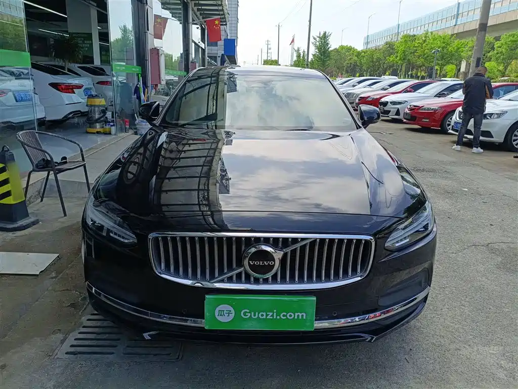 Volvo S90 2024 B5 Zhiyi Luxury Edition купить на сайте DeffCars
