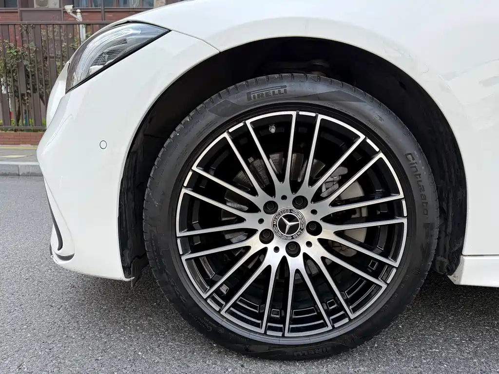 Mercedes-Benz C-Class 2024 C 200 L Sports Edition купить на сайте DeffCars