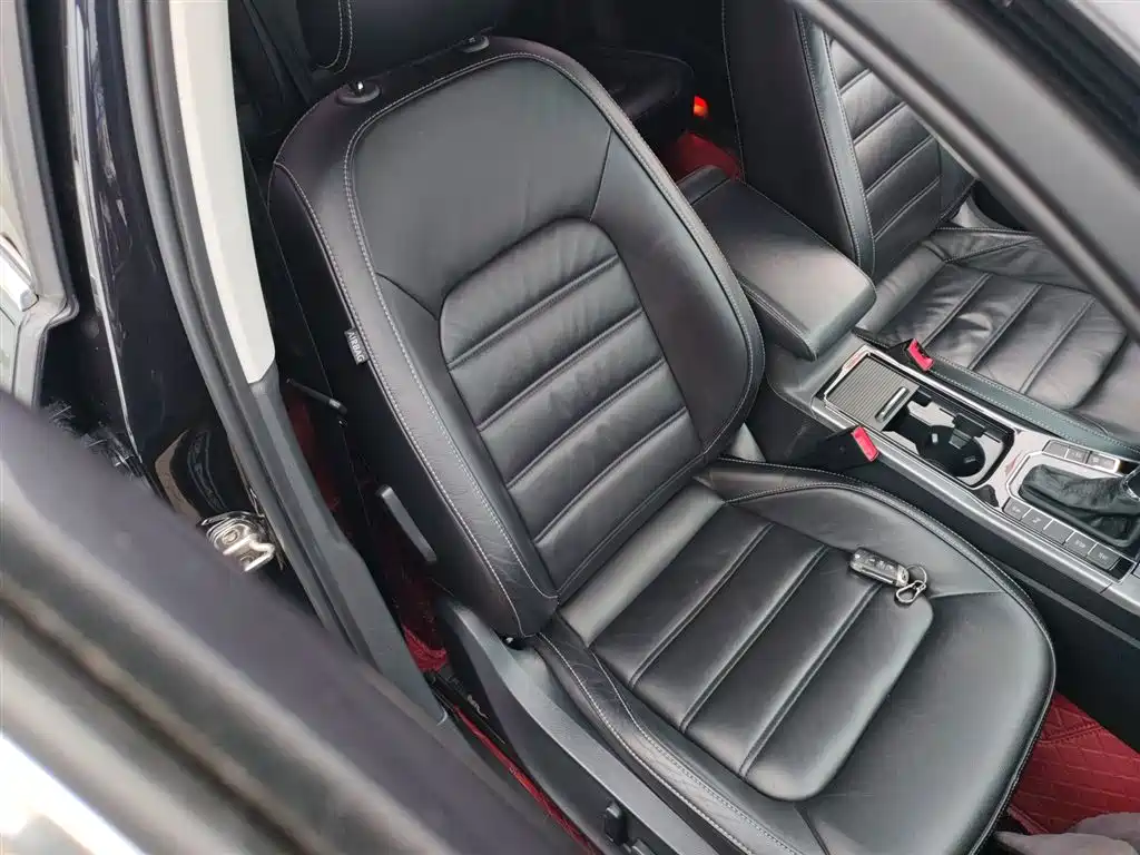Passat 2017 330TSI DSG Premium Edition купить на сайте DeffCars