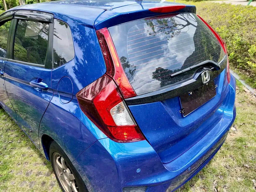 Fit 2016 1.5L LX CVT comfort model купить на сайте DeffCars