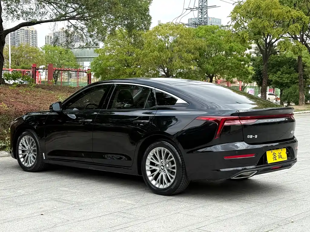 Pentium B70 2023 third generation 1.5T automatic enjoyment model купить на сайте DeffCars