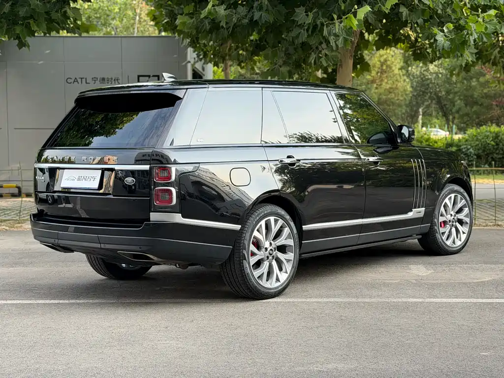 Range Rover 2021 3.0 L6 Legend Extended Classic Edition купить на сайте DeffCars