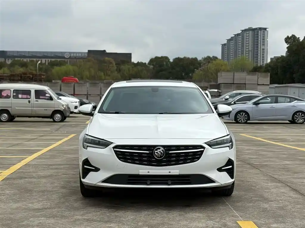 Regal 2020 552T luxury model купить на сайте DeffCars
