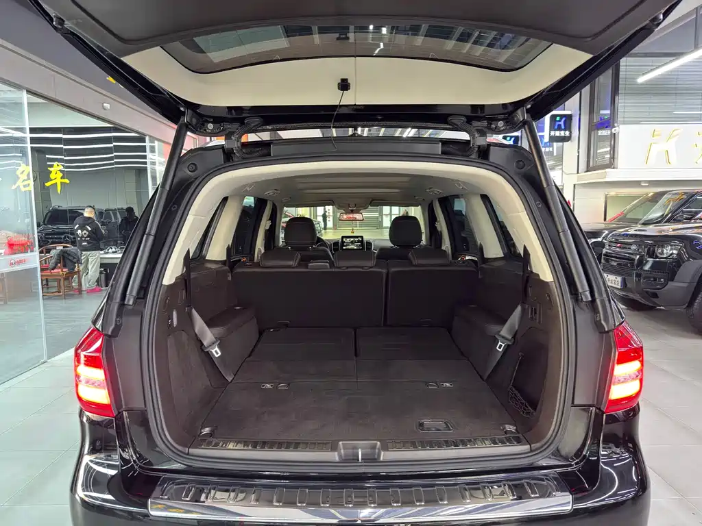Mercedes-Benz GLS 2018 GLS 400 4MATIC Dynamic купить на сайте DeffCars