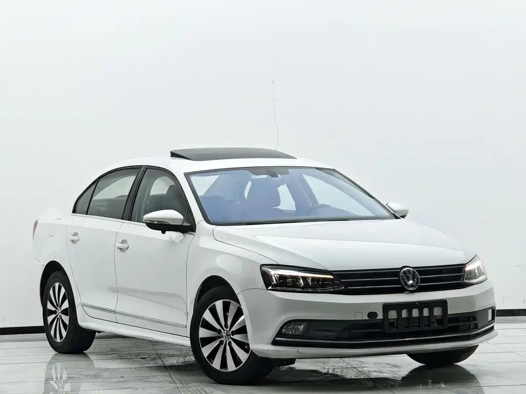 Sagitar 2018 180TSI DSG Premium Edition купить на сайте DeffCars